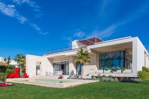 Exterior - My Rental Homes - Villa Amador in golf club and SPA, with private pool (Diabat)