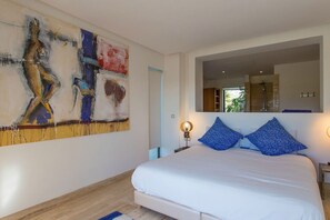 4 chambres, fer et planche à repasser, lit parapluie, Wi-Fi gratuit