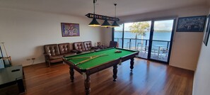 Spielezimmer