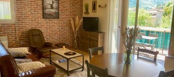 Lovely 1-Bedroom with Balcony, Parking, Near Thermal Baths