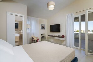3 bedrooms, travel crib, free WiFi