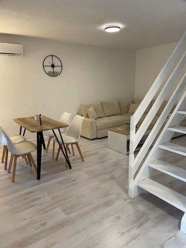 Villa les patios de torreilles 500 meters from the beach close to Spain