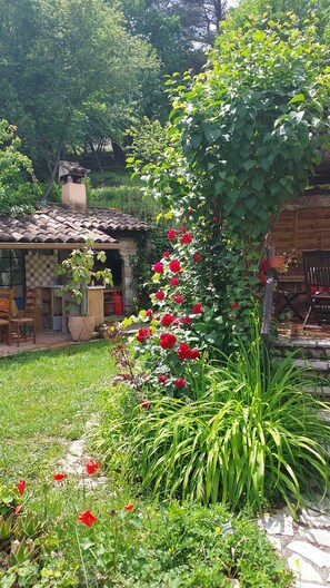 Property grounds - Quiet house on the Côte d'Azur (Saint-Jeannet)
