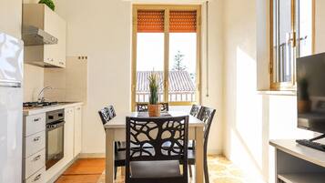 Traditional Apartment | Private kitchen | Fridge, oven, stovetop