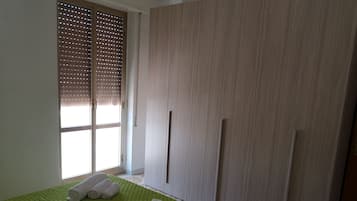 Apartment, Sea View | Iron/ironing board