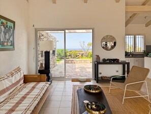 4 habitaciones, escritorio, cuna de viaje y wifi gratis