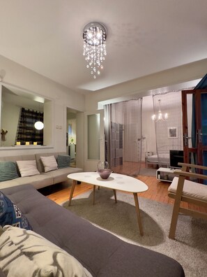 TV - CityCentre Gem / In the heart of the city / Free Parking (Plovdiv)