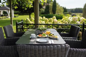 Petit déjeuner buffet compris tous les jours