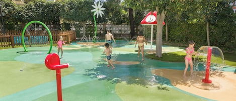 Children's play area - outdoor