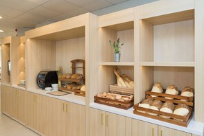 Ilmainen päivittäinen buffetaamiainen 