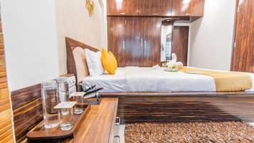 3 Schlafzimmer, Bügeleisen/Bügelbrett, kostenloses WLAN, Bettwäsche