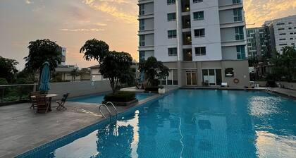 Springhill Royale Suites Sky Pool