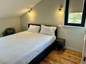 2 bedrooms