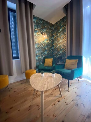 المنشأة من الدا�خل