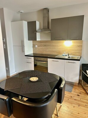 Lavavajillas y utensilios de cocina