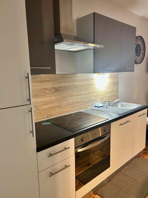 Geschirrspüler, Kochgeschirr/Geschirr/Besteck