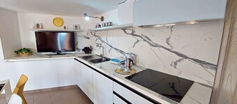 Talia - Three Bedroom House, Sleeps 4