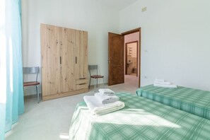 3 bedrooms, iron/ironing board, WiFi