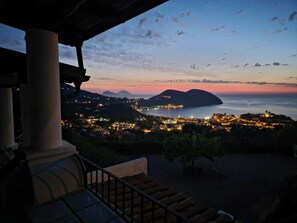 Property grounds - Aeolian Villa - Apartment with terrace (Lipari)