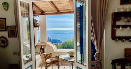 Aeolian Villa - Apartment with terrace