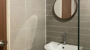 Ảnh chưa phân loại, 3 trong số 6 ảnh, nút