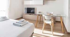 Wi-Fi gratuit, draps fournis