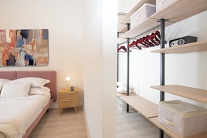 Free minibar, in-room safe, blackout drapes, iron/ironing board - Best Vatican Apartment (Rome)