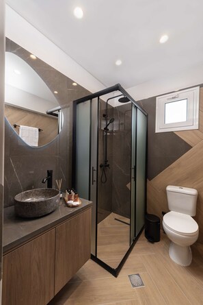 Shower, hair dryer, towels - Dolce Casa Suite2: a modern and stylish apartment in the heart of Afandou! (Afantou)