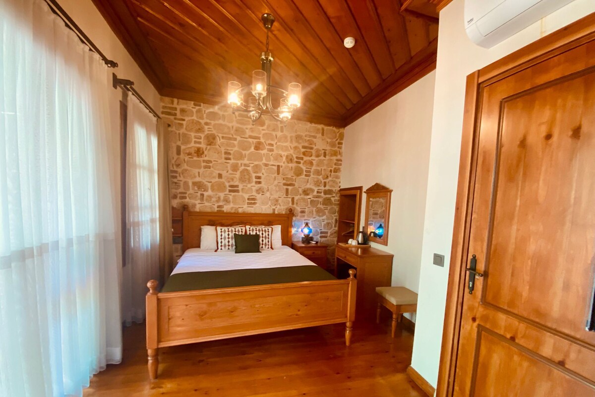 Biancheria da letto di alta qualità, minibar, una cassaforte in camera