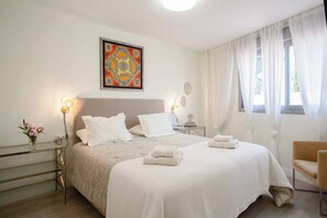 2 soverom, strykejern/-brett, wi-fi (inkludert) og sengetøy