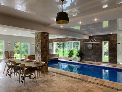 Lafamosia Between loft and villa with pool