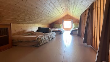 4 habitaciones y ropa de cama