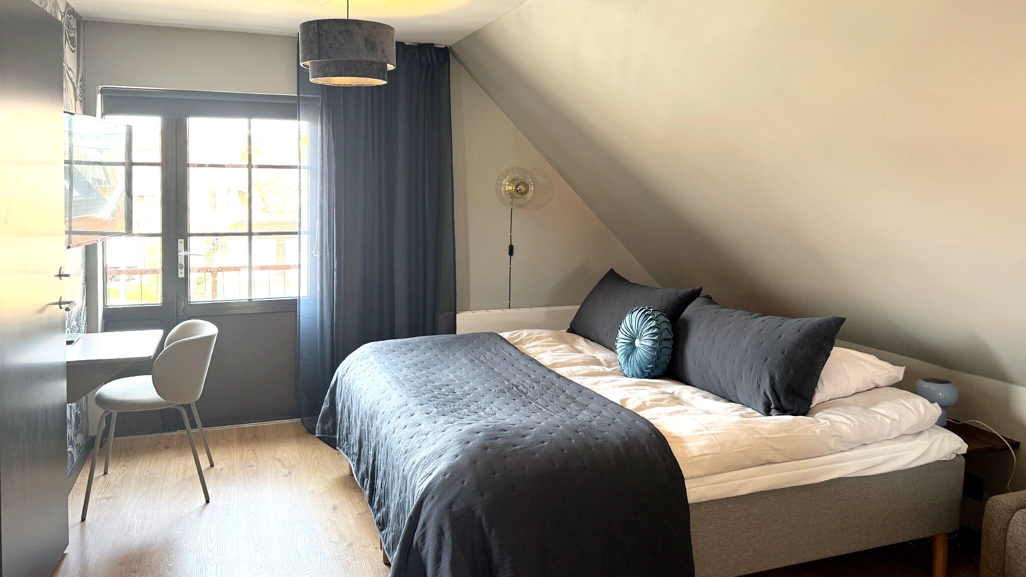 Lilje 12 -Lily 12 | Kostenloses WLAN, Bettwäsche