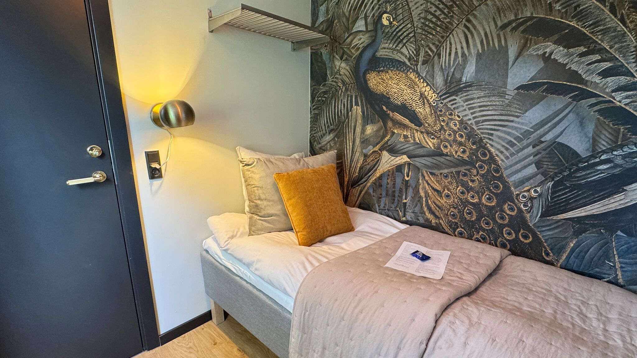 Peacock 5-Påfugl 5 | Free WiFi, bed sheets