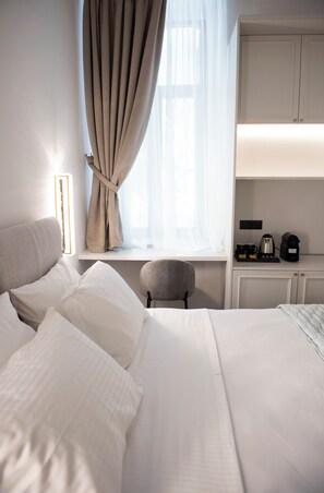 舒適雙人房 | 1 間臥室、羽絨被、免費迷你吧、客房內保險箱