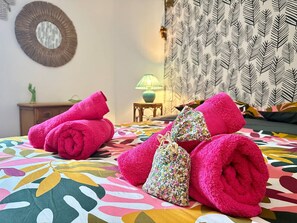 Reisekinderbett, WLAN, Bettwäsche
