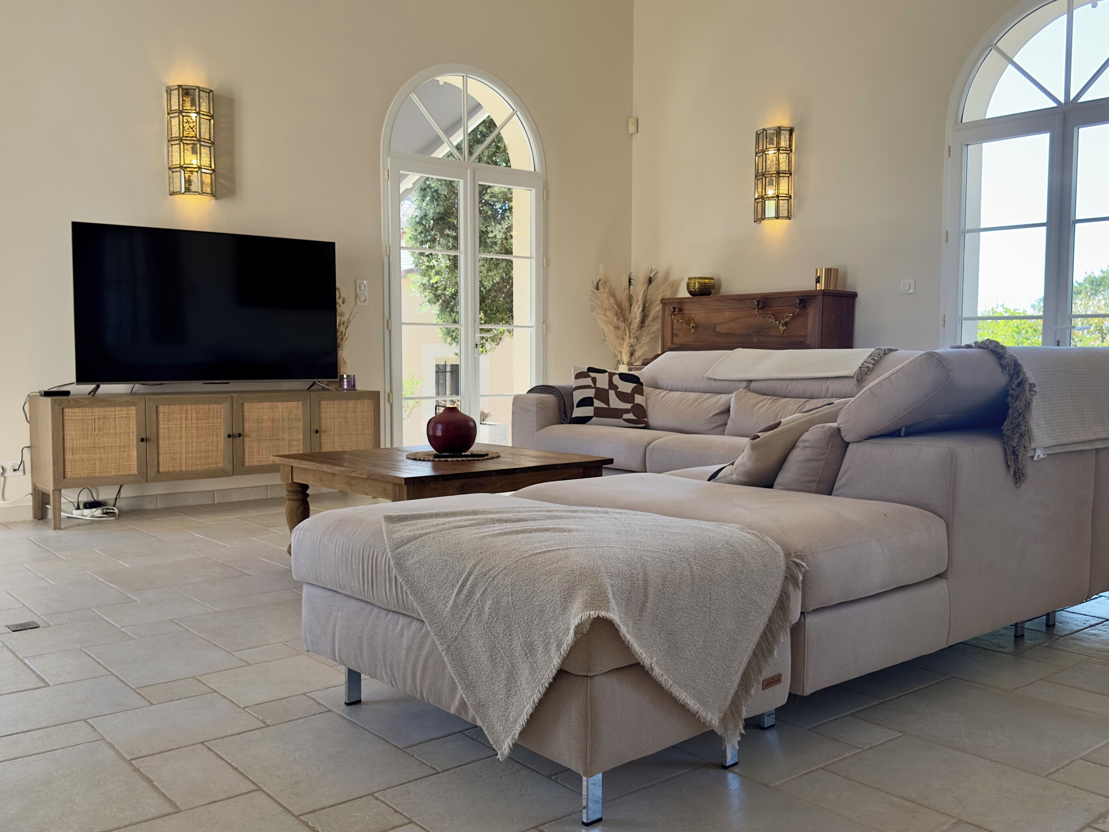 Televisor i llar de foc 