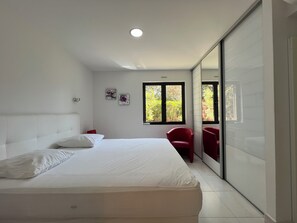 2 Schlafzimmer, Bügeleisen/Bügelbrett, Reisekinderbett, kostenloses WLAN