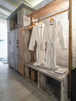 Cottage, uitzicht op tuin | Woonruimte | Flatscreentelevisie