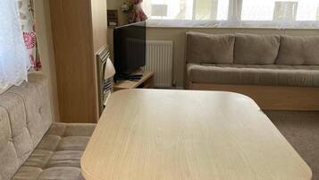 Cabin | Khu phòng khách | Lò sưởi