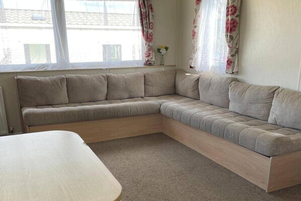 Cabin | Living area