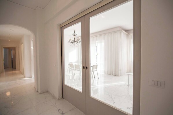 Interior - -Casa di Pier&Chico - Large apartment near the sea with parking (Genova)