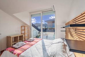 1 chambre, fer et planche à repasser, Wi-Fi gratuit, draps fournis