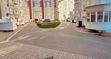 3-bedrooms modern downtown apartment