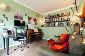 TV, books