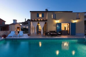 Pool - Villa Anastasia - Villa Vilanija (Vilanija)