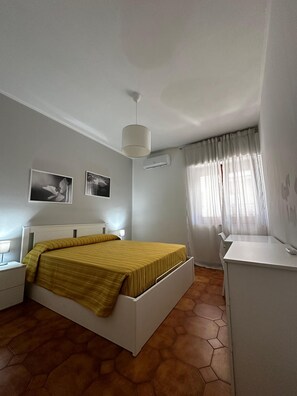 2 camere, ferro/asse da stiro, Wi-Fi, lenzuola