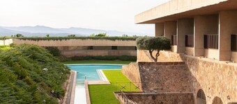 Esperit Roca Hotel