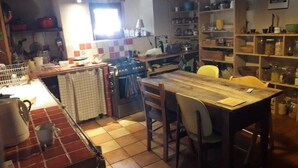 Dining - Old renovated house in the heart of the Parc des Écrins for nature lovers (Champoléon)
