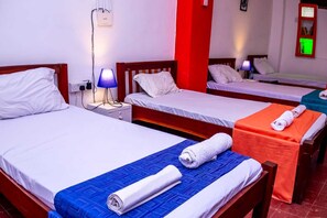 Comfort Shared Dormitory, Mixed Dorm | Egyptian cotton sheets, premium bedding, individually decorated - ZURI BACKPCKERS (Mombasa)